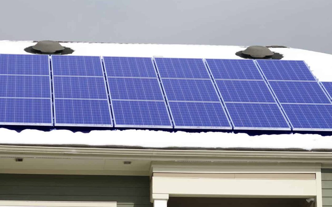Why You Shouldn’t Worry About Solar Panels When It’s Snowing